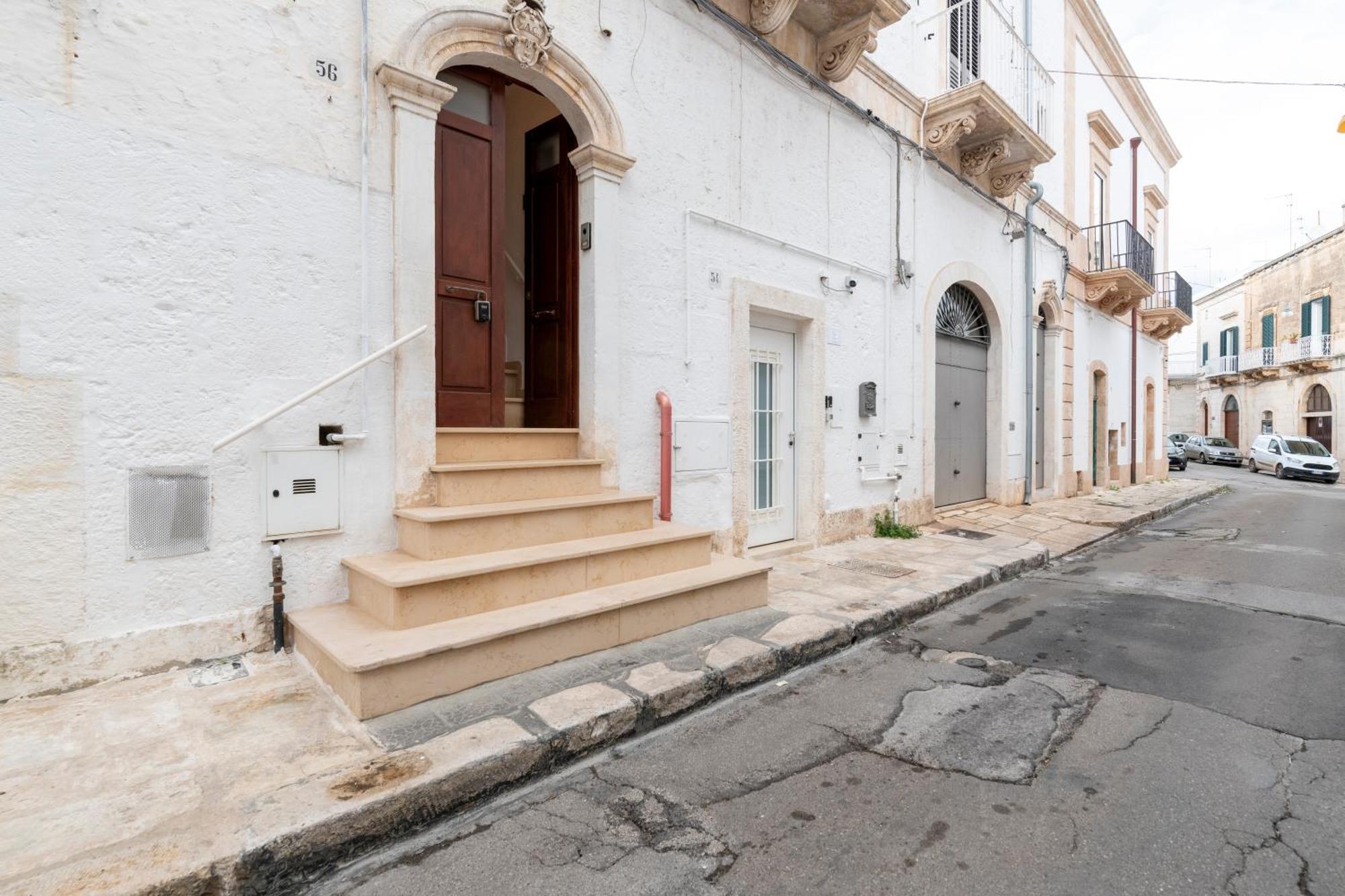 Sant Oronzo Palace Ostuni Exterior foto